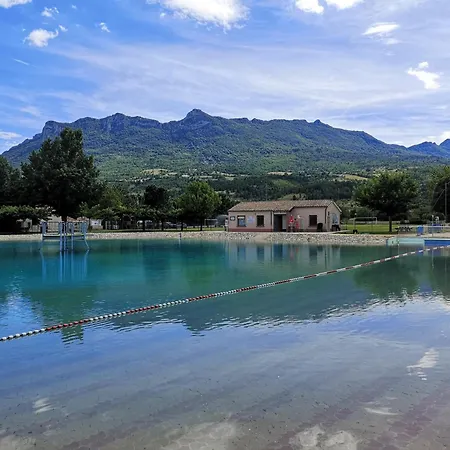 Entre Sisteron Et Gorges De La Meouge 